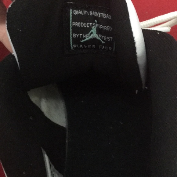 Jordan 11s - Picture 3 of 4